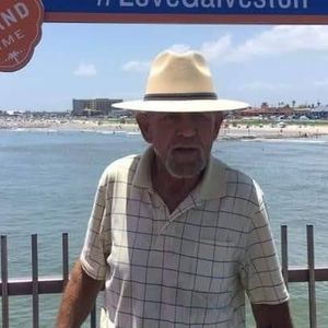 Meet your Posher, Noel